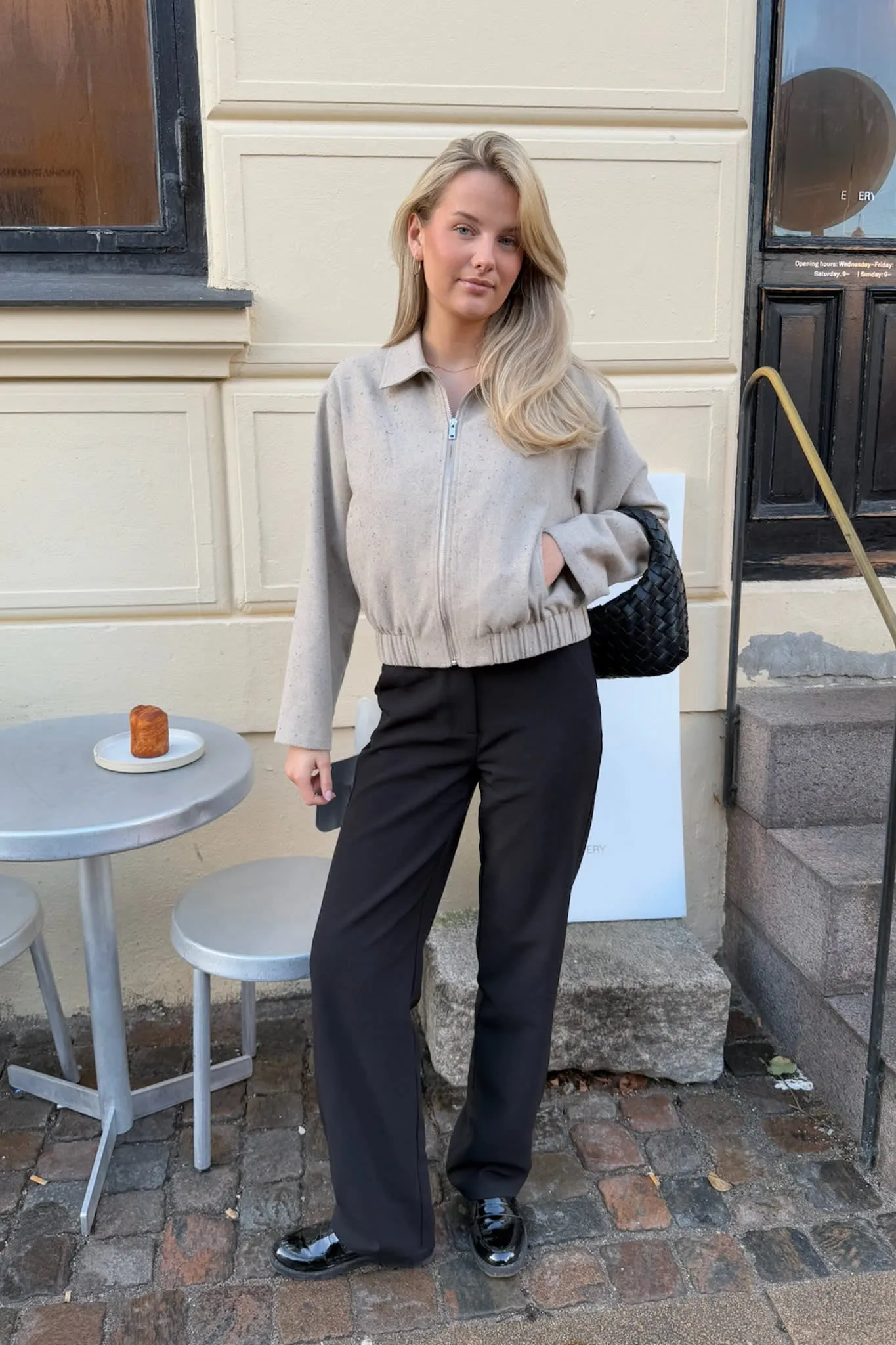 SarahIC Kort Jakke - Beige Meleret