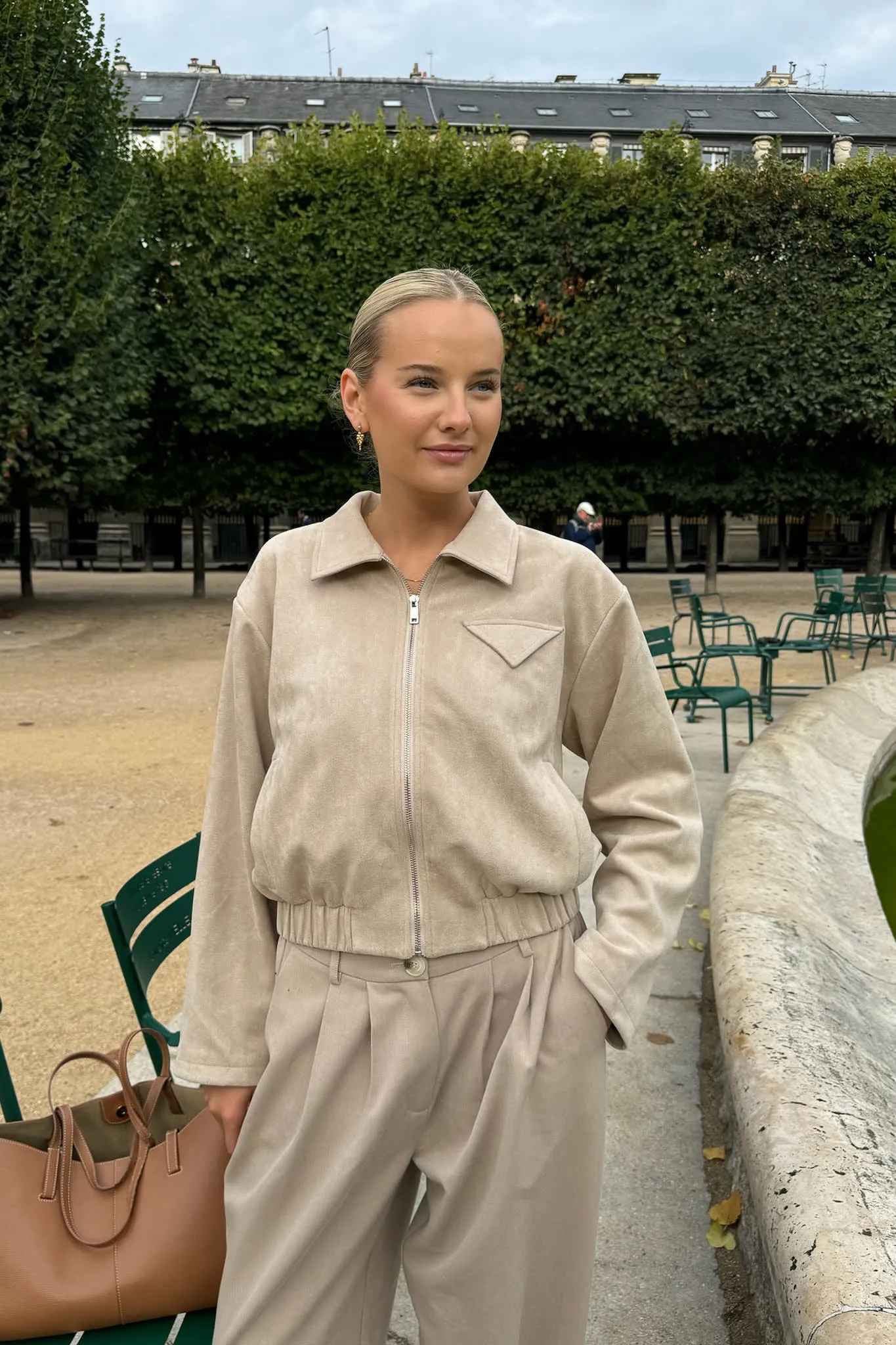 SarahIC Kort Jakke - Lys Beige
