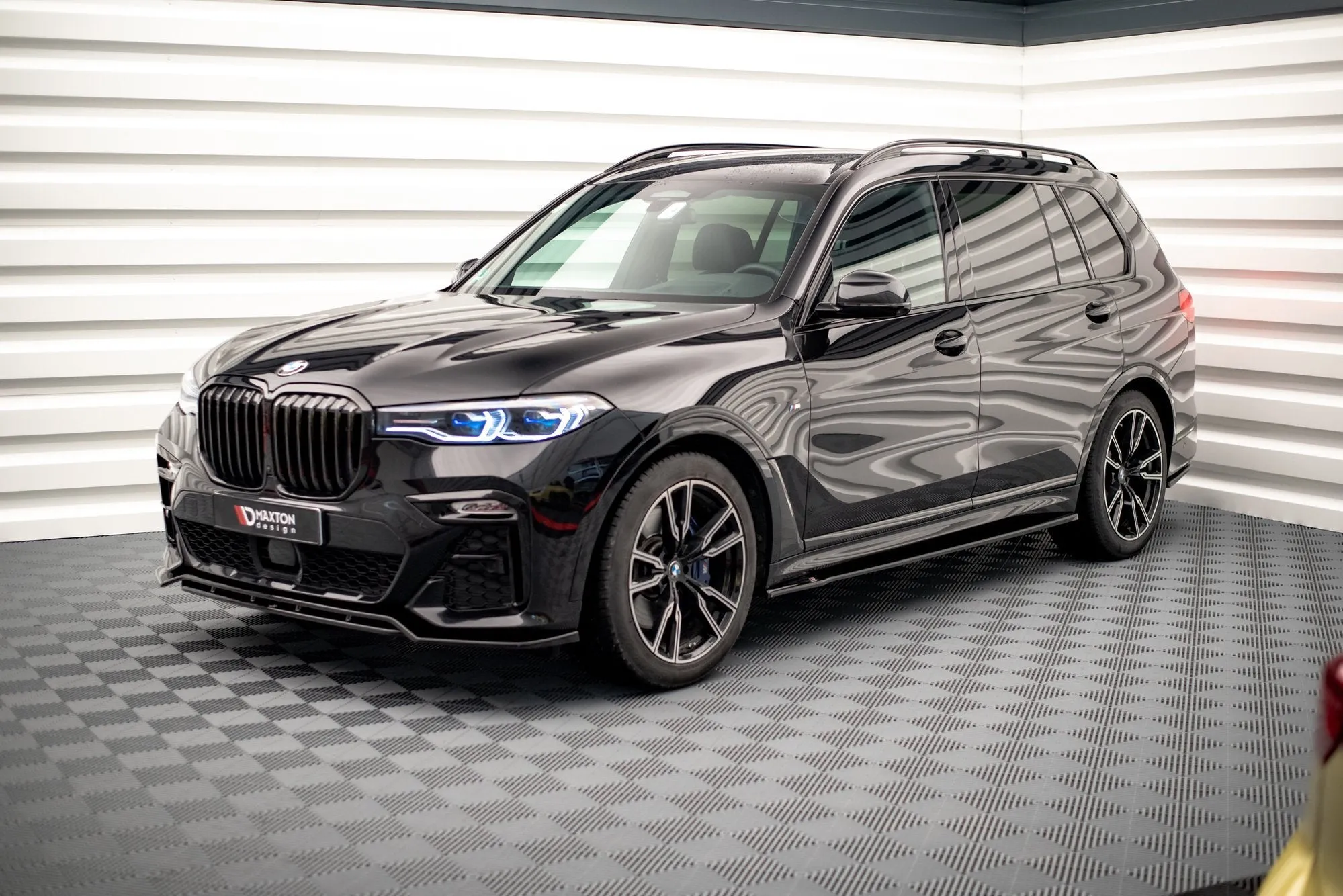 Side Skirts Diffusers BMW X7 M G07