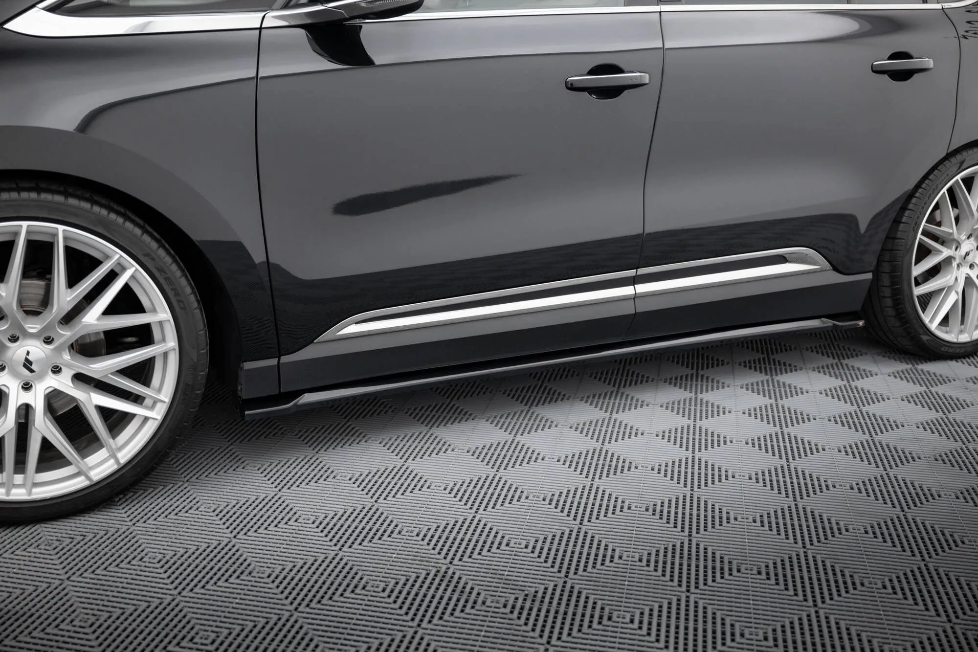 Side Skirts Diffusers Renault Espace Mk5 Facelift
