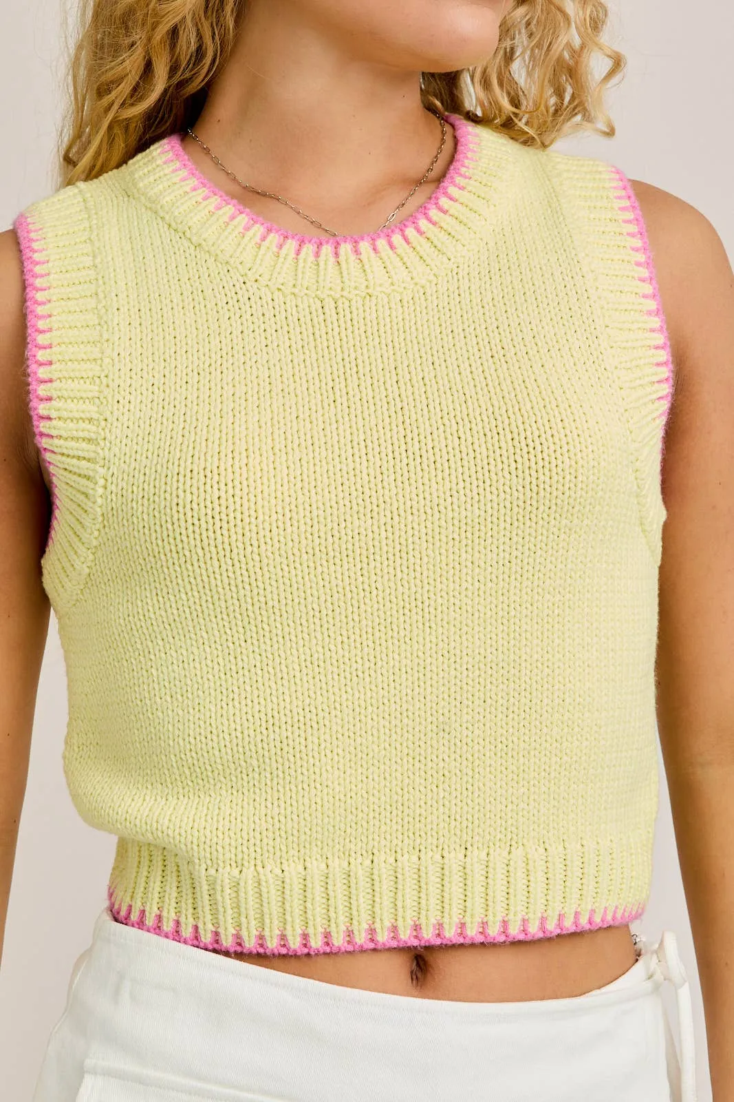 Sleeveless Crew Neck Sweater-M