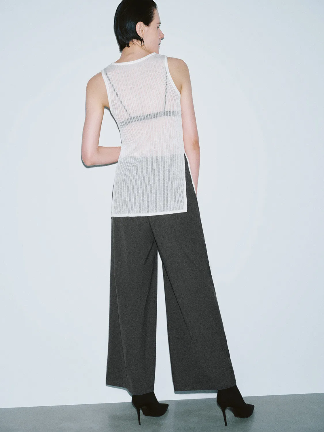 Sleeveless Skinny Knitted T-Shirts