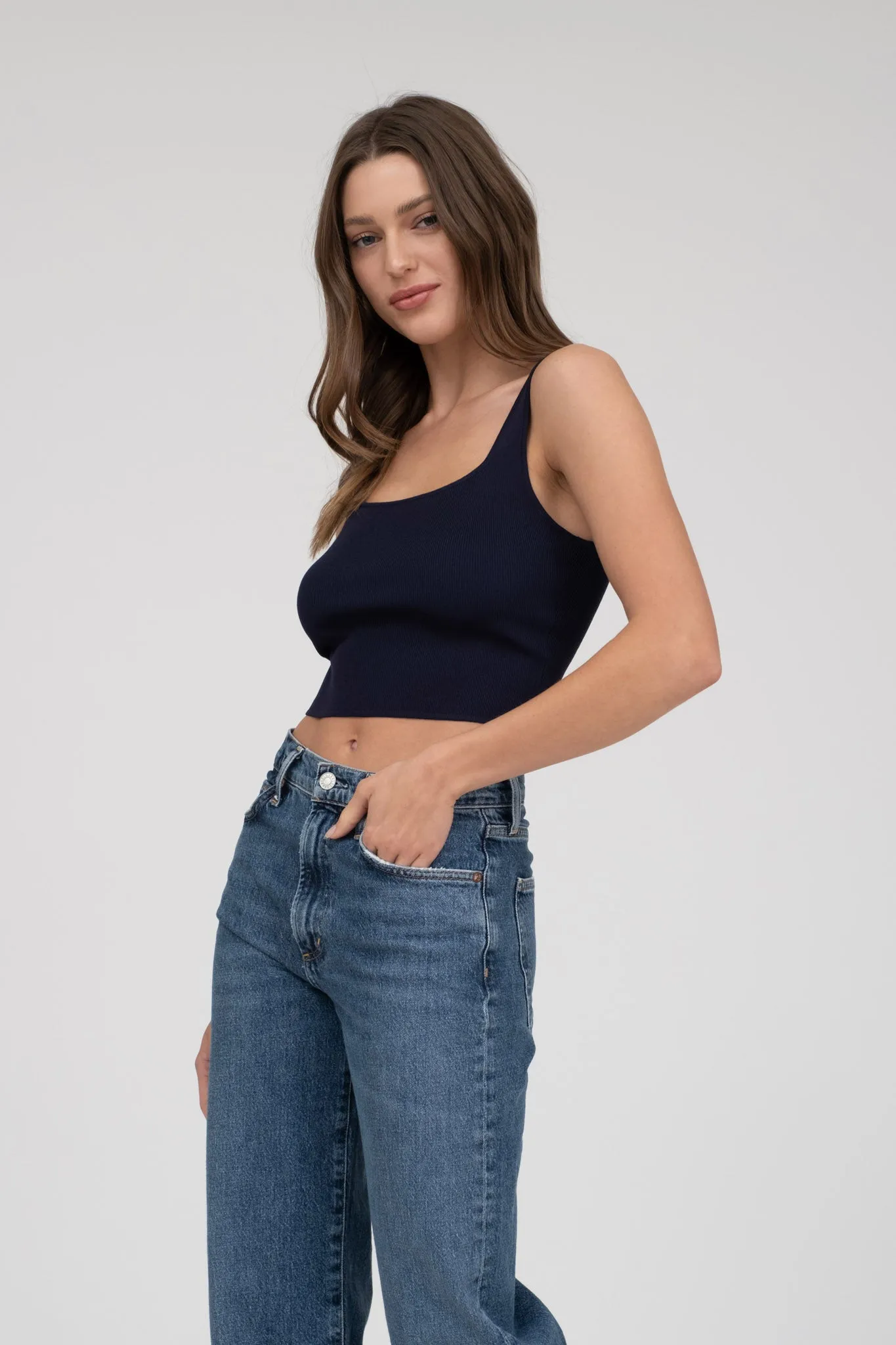 SLEEVELESS SWEATER KNIT CROPPED TANK TOP