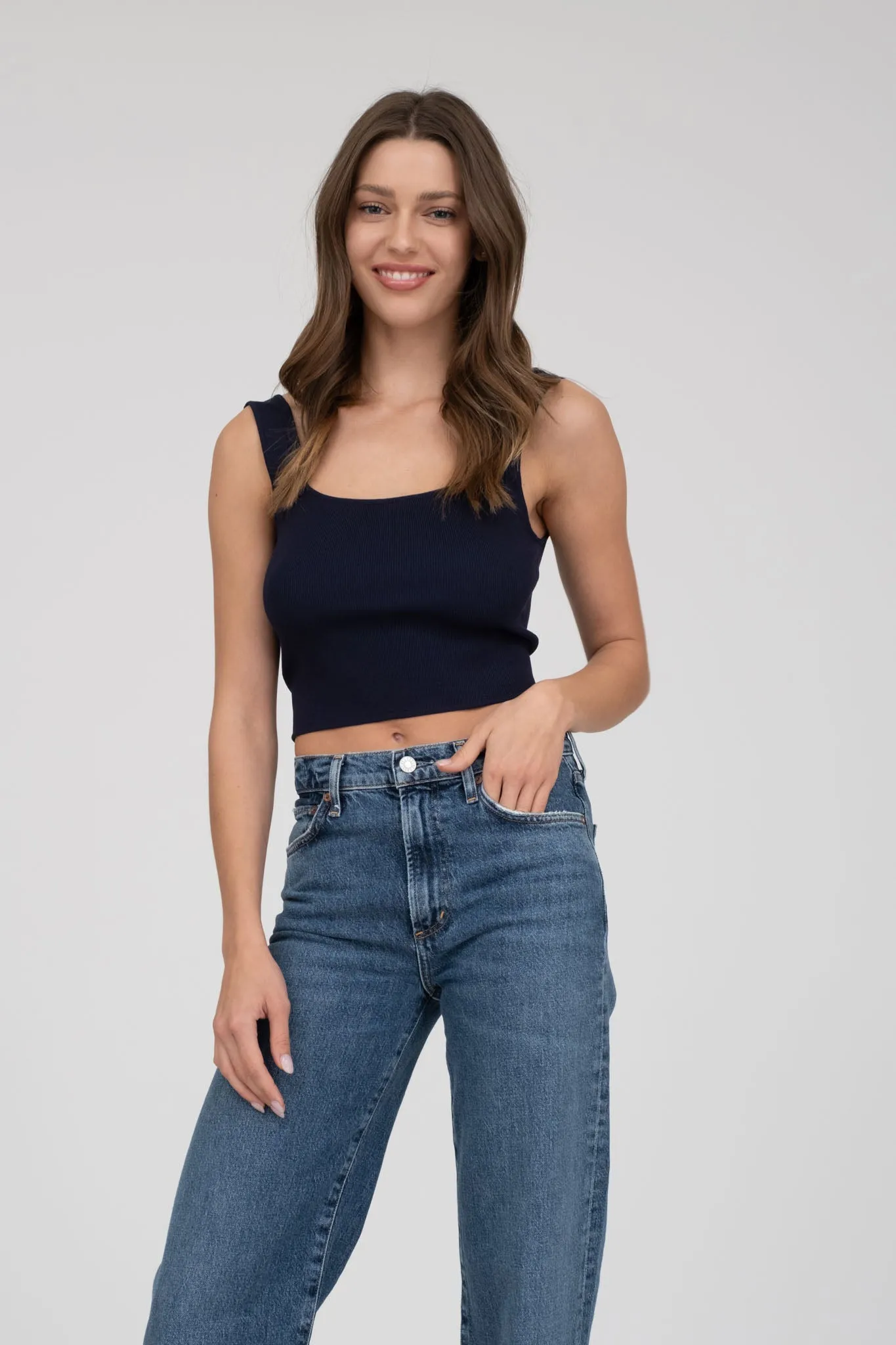 SLEEVELESS SWEATER KNIT CROPPED TANK TOP