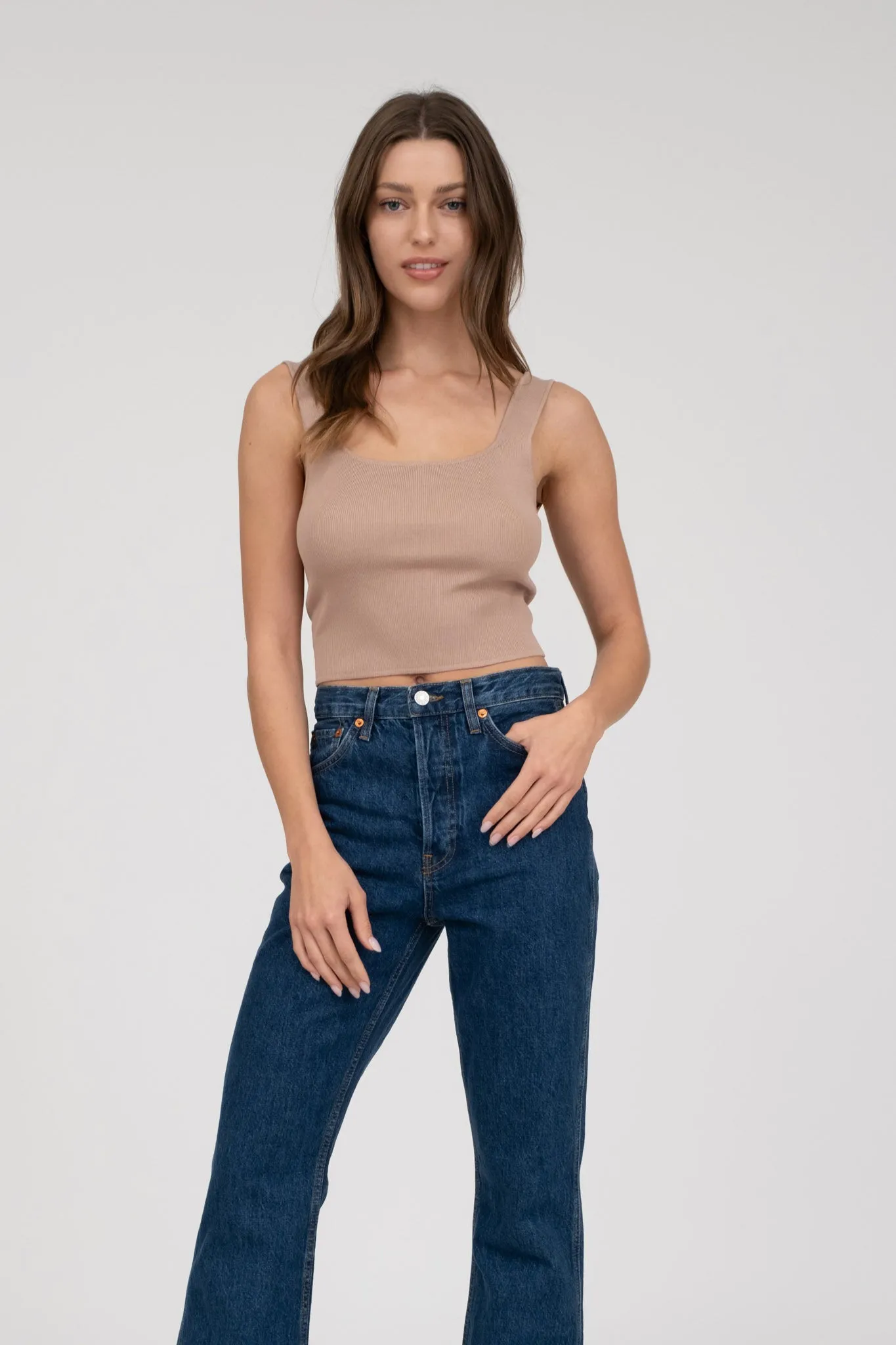 SLEEVELESS SWEATER KNIT CROPPED TANK TOP