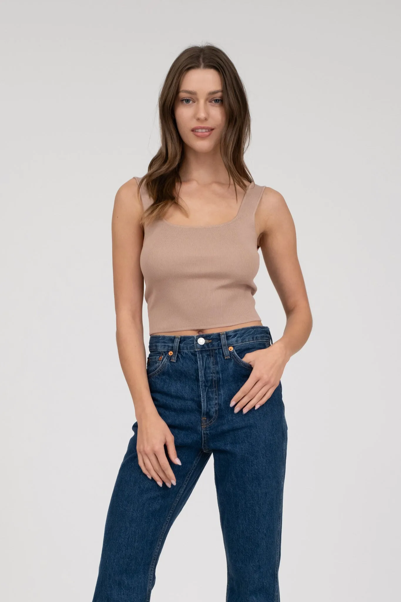 SLEEVELESS SWEATER KNIT CROPPED TANK TOP