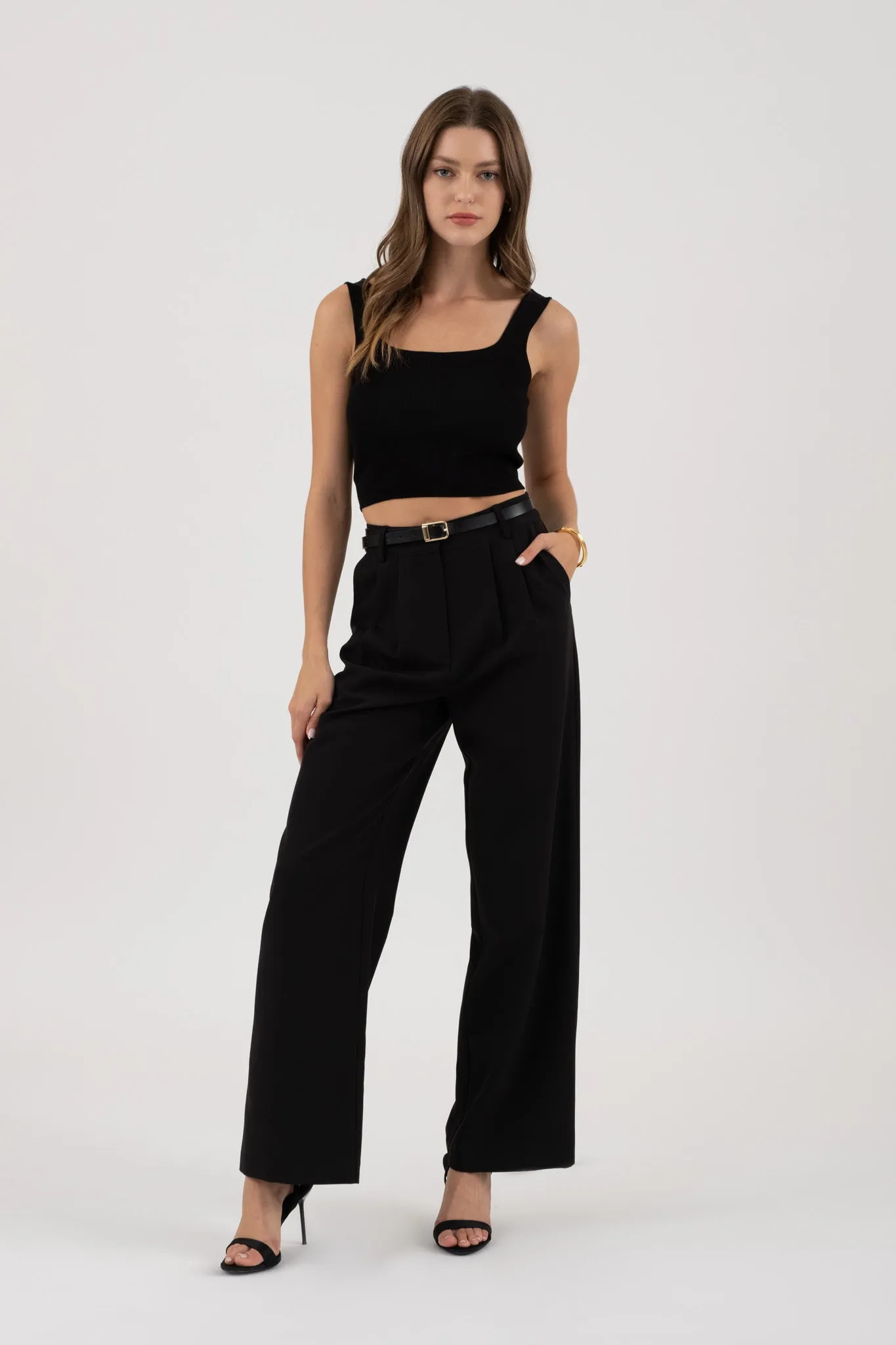 SLEEVELESS SWEATER KNIT CROPPED TANK TOP