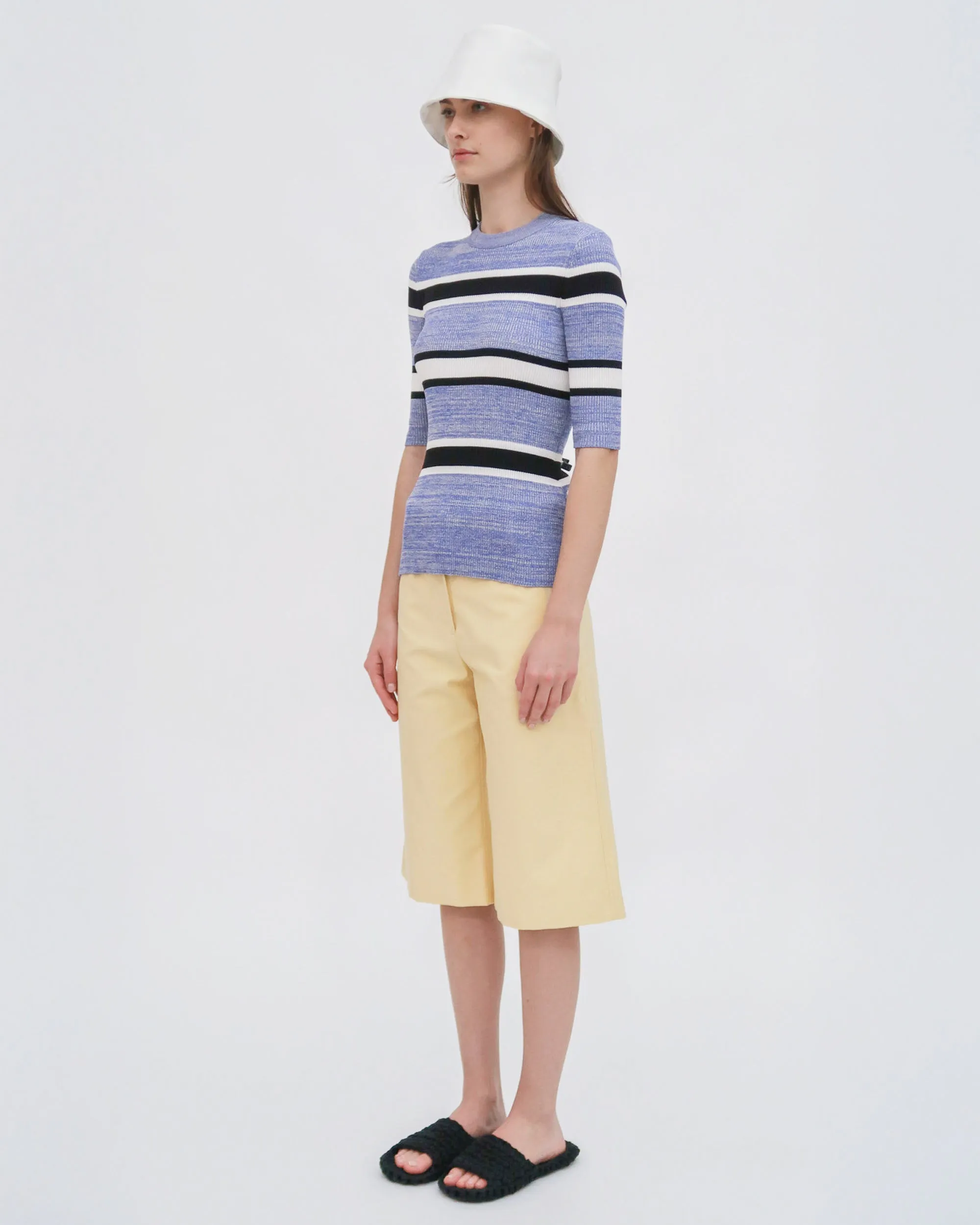 STRIPED CROPPED SLEEVE SWEATER