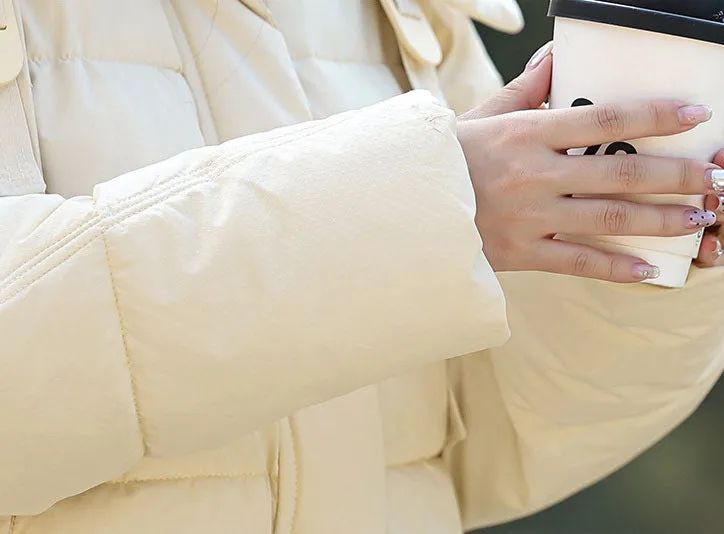 Stylish and Water-resistant Cropped Puffer Jacket for Women