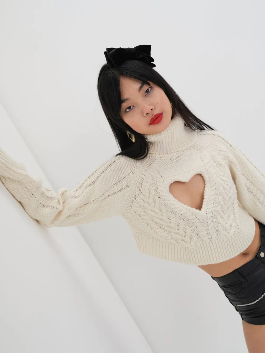 VERA CROPPED CUT OUT SWEATER