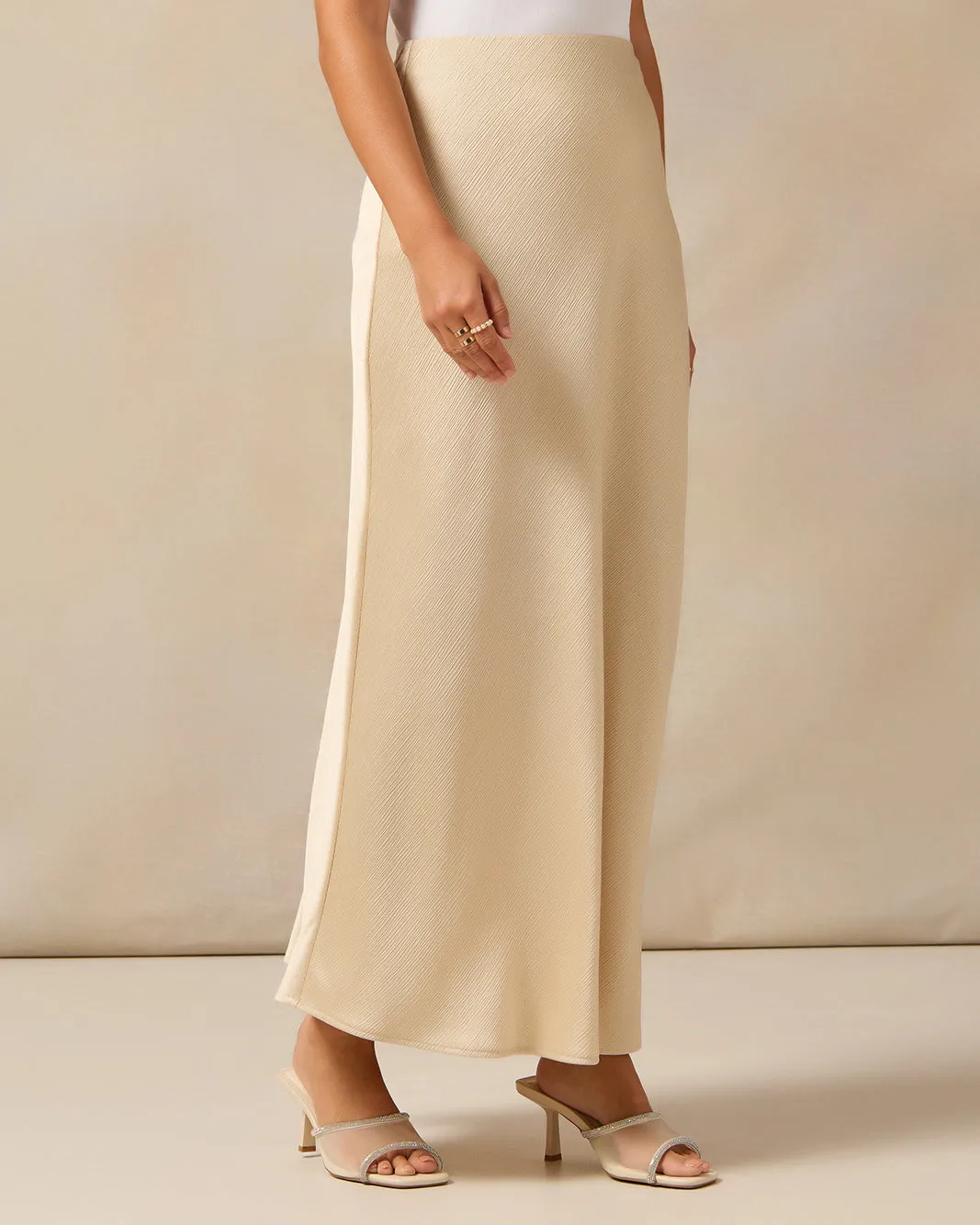 Women Ivory Textured Skirt