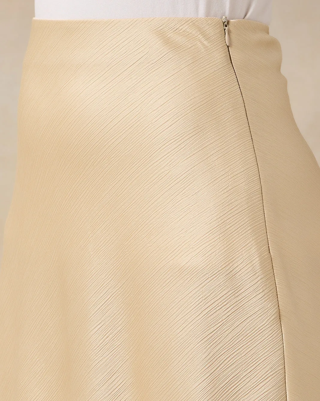 Women Ivory Textured Skirt