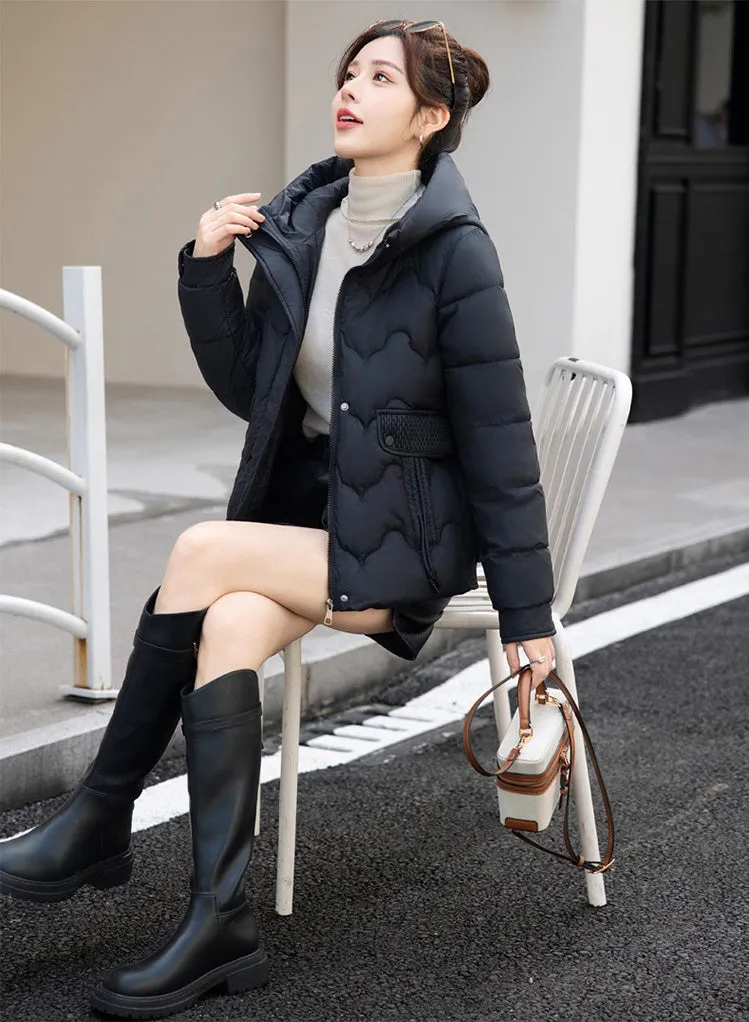 Women's Cropped Thickened Puffer Jacket for Warmth and Fashion