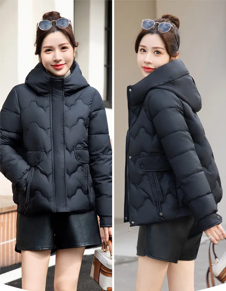 Women's Cropped Thickened Puffer Jacket for Warmth and Fashion