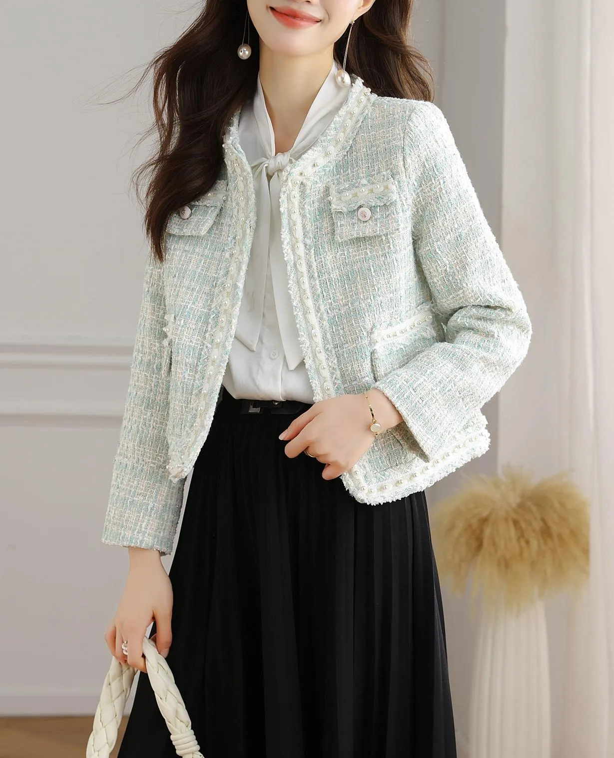 Women's Textured Print Blazer with Cropped Design